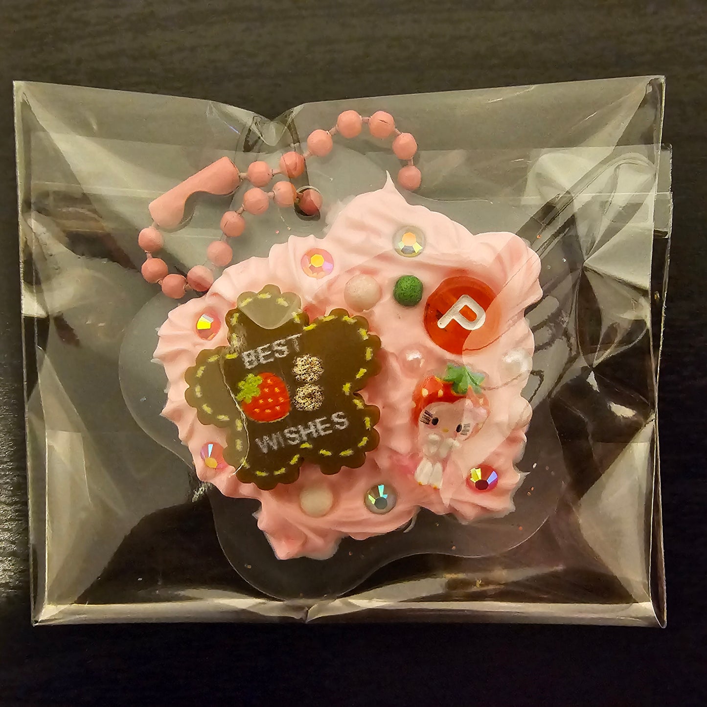 Initial P Decoden Keychain