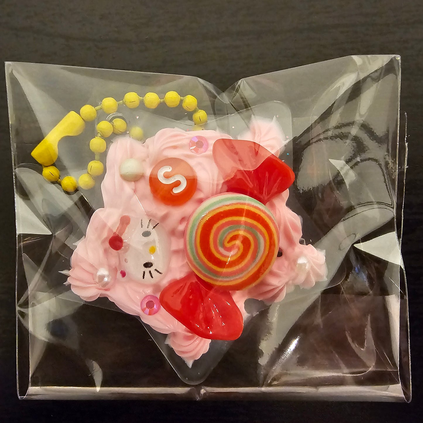 Initial S Decoden Keychain