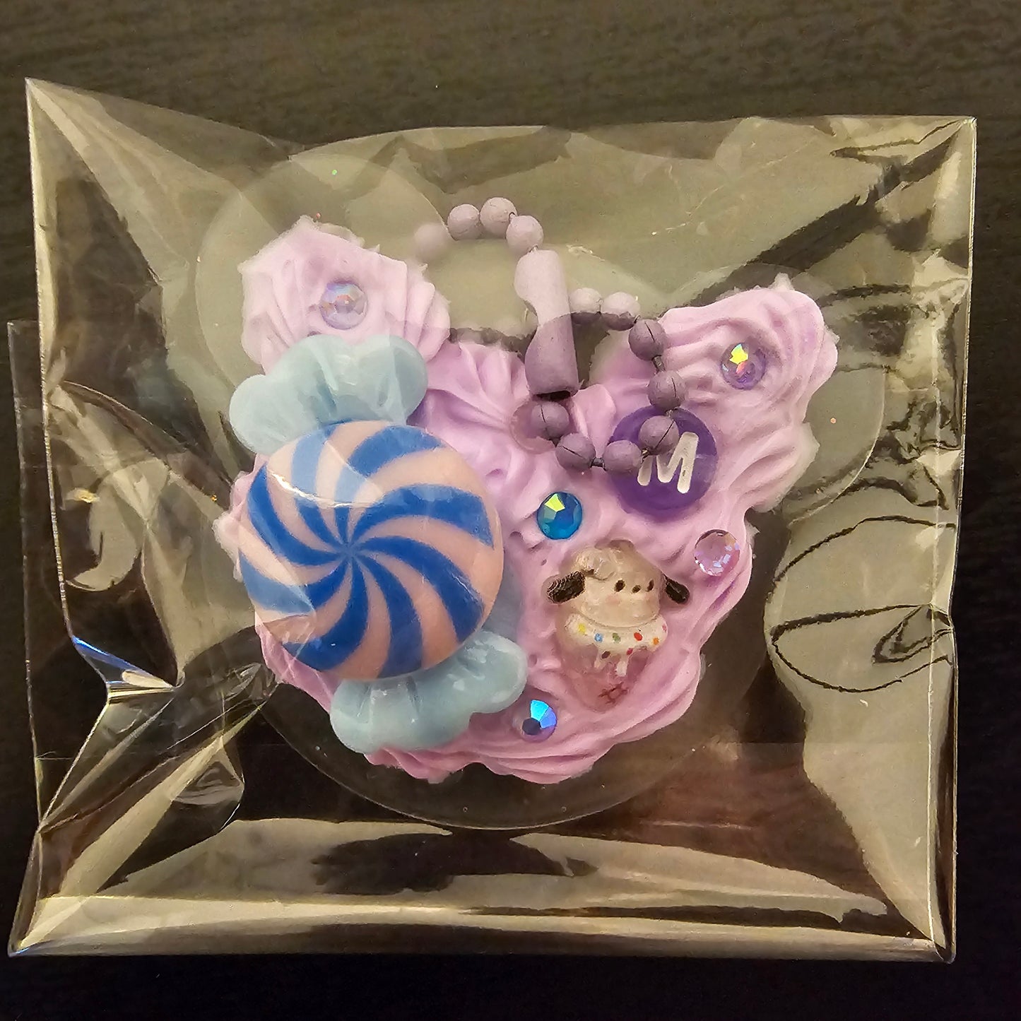 Initial M Decoden Keychain